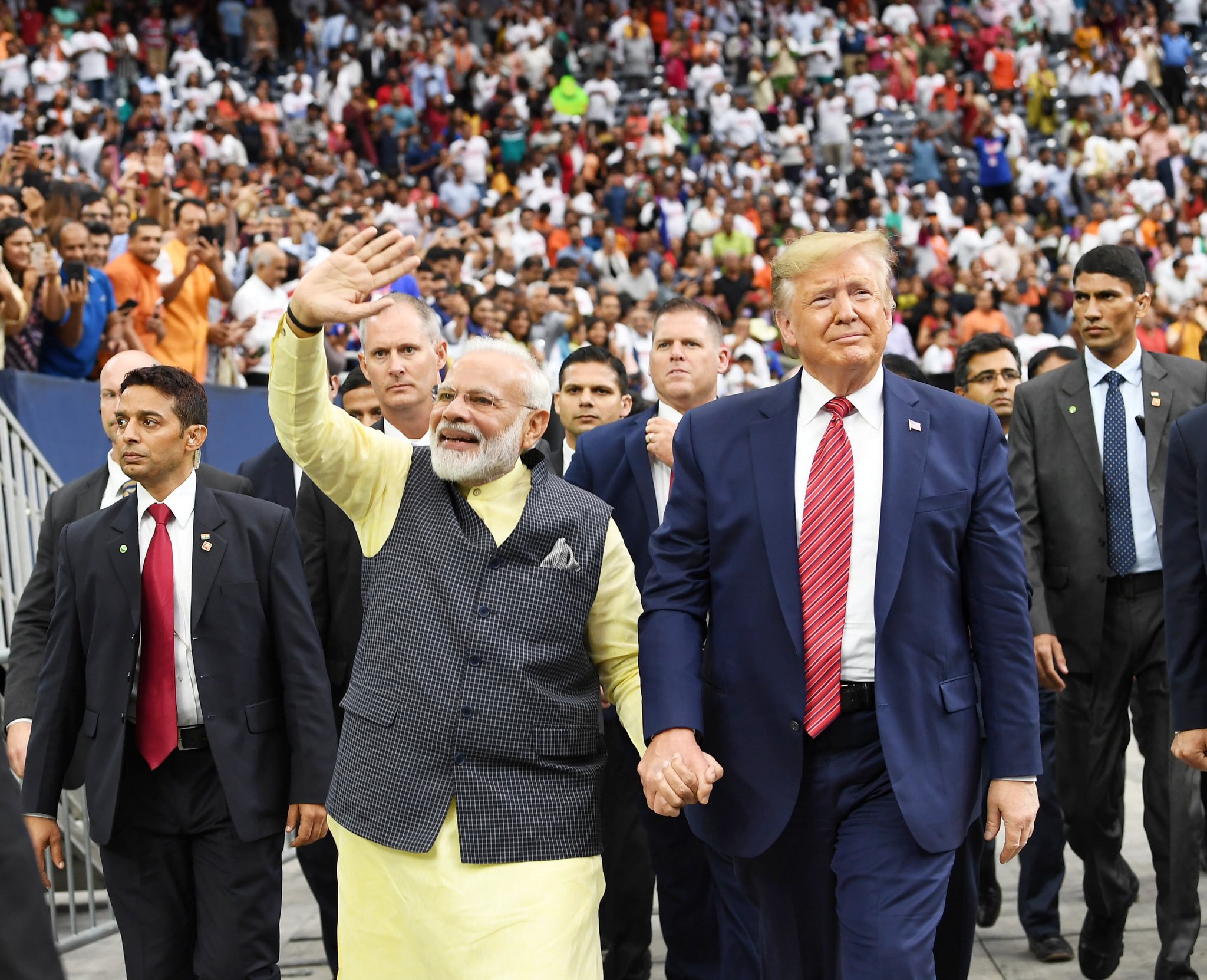 Highlights of Howdy Modi in Houston - Trump Says The USA Loves India