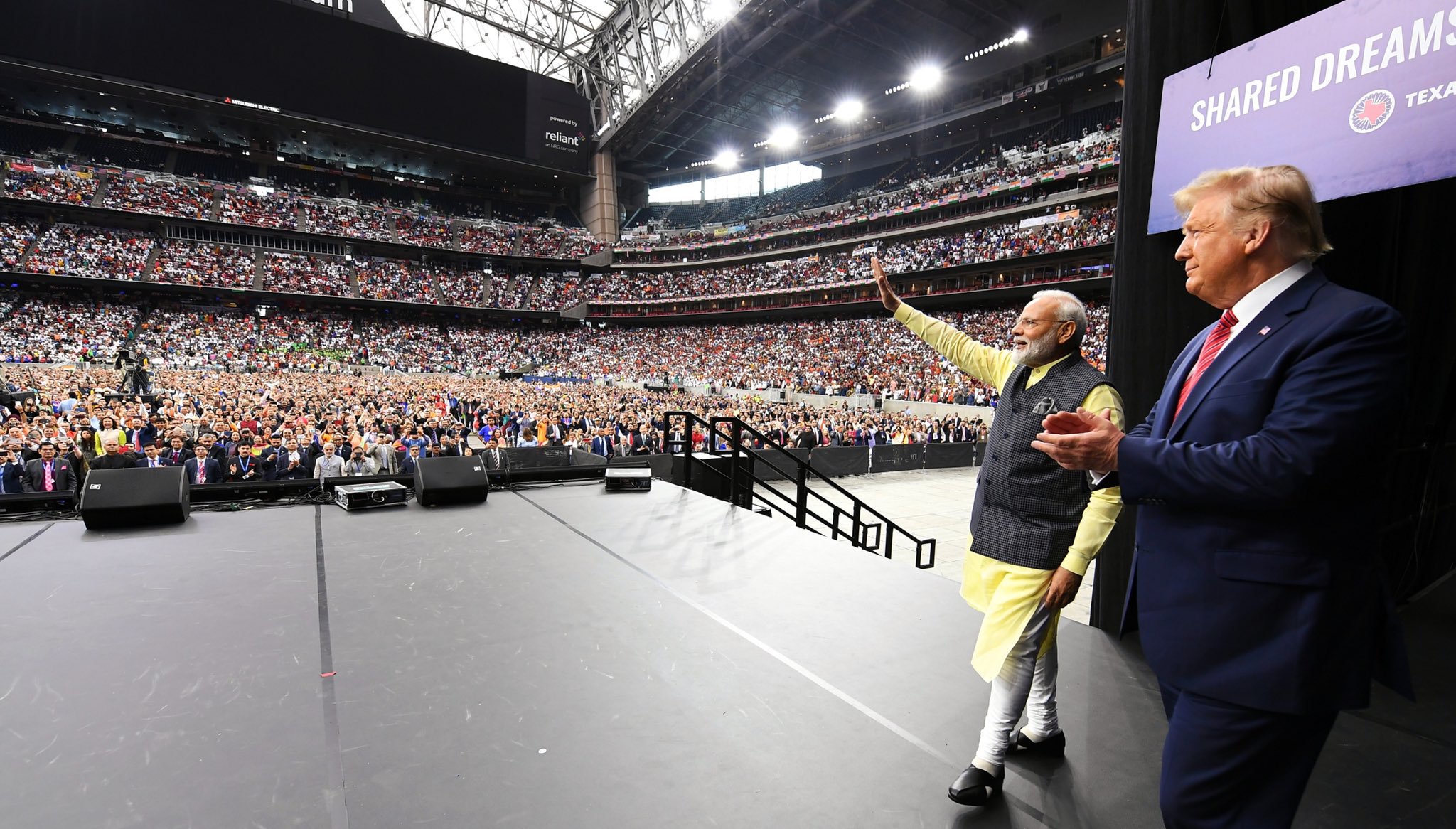 Highlights of Howdy Modi in Houston - Trump Says The USA Loves India