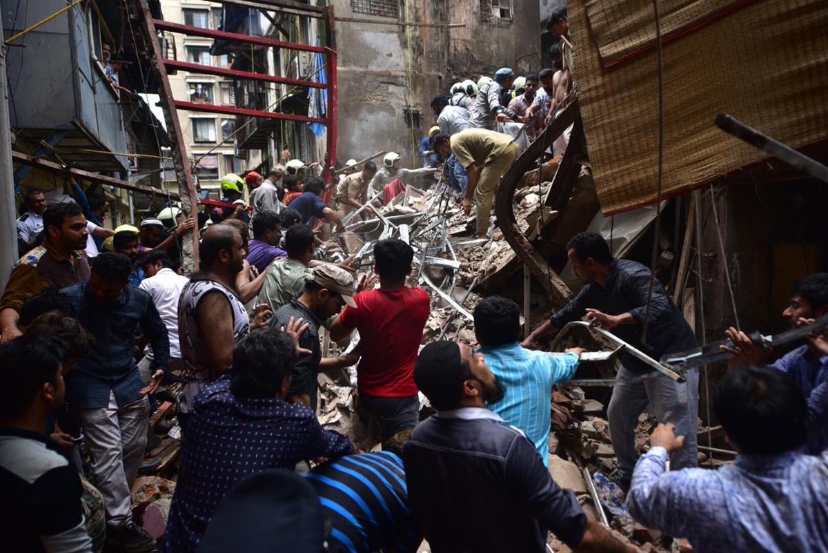 Mumbai Building Collapse Dongri Chaos, Confusion and Crowd Affects Rescue Mission