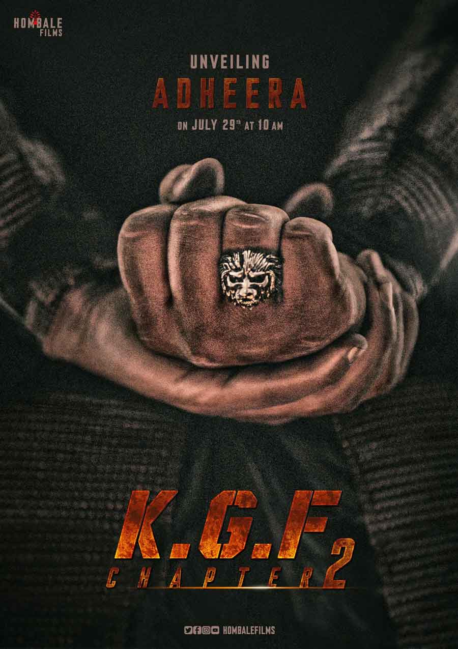 IS Sanjay Dutt the character Adheera in KGF-2