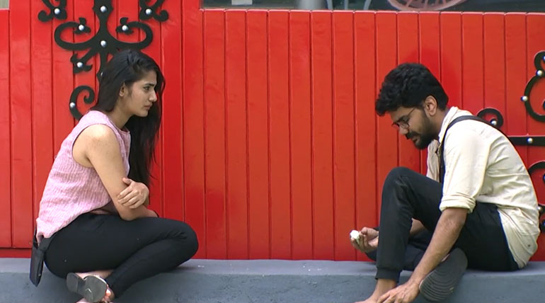 Bigg Boss 3 Tamil Day 26 Unexpected Crying and Consoling