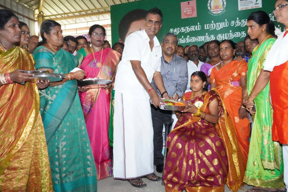 Community Valaikappu support and new city buses by Minister Velumani in Coimbatore