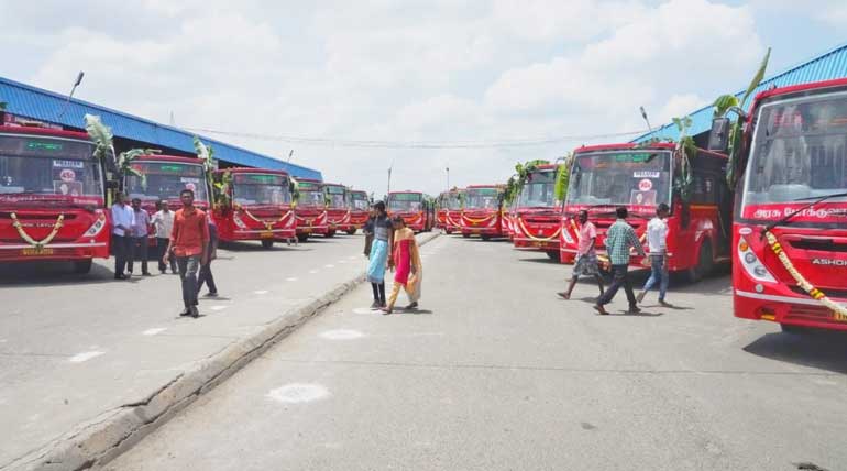 Community Valaikappu support and new city buses by Minister Velumani in Coimbatore