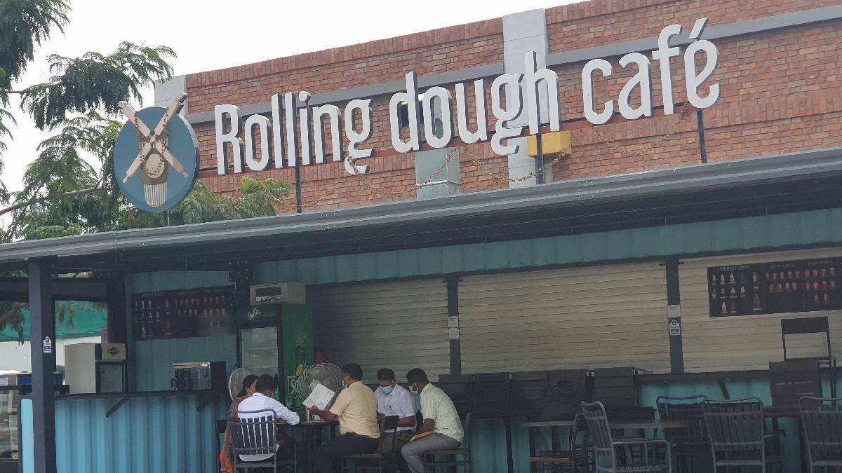 Rolling Dough Cafe Coimbatore Sealed For Serving Ice Cream With Liquor