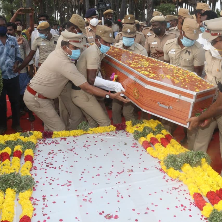 Policeman Subramanian who died a heroic death, was cremated with 30 bullets