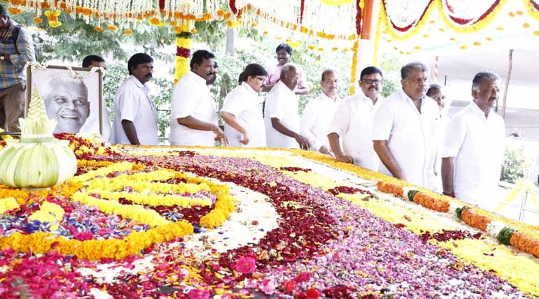 Deputy Chief Minister O Panneer Selvam pays tribute to legendary leader Moopanar