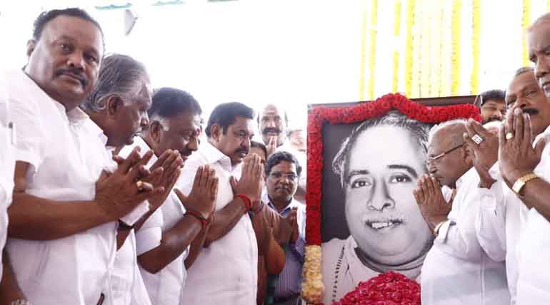 Arignar Anna's 111th Birthday was Celebrated Exorbitantly by DMK and AIADMK