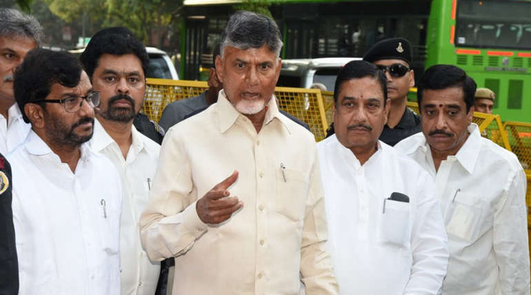 Chandra Babu Naidu Meets with Mamata Behind Closed Doors