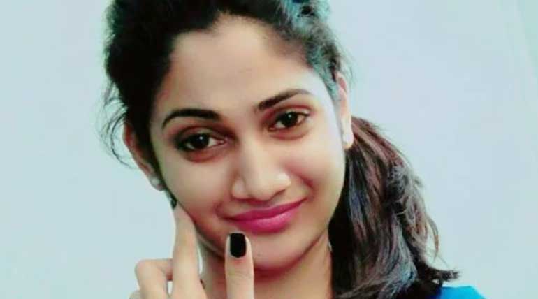 Bigg Boss Tamil Season 3 Contestant Losliya