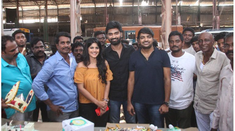  Director Kannan with Atharvaa in Boomerang Sets