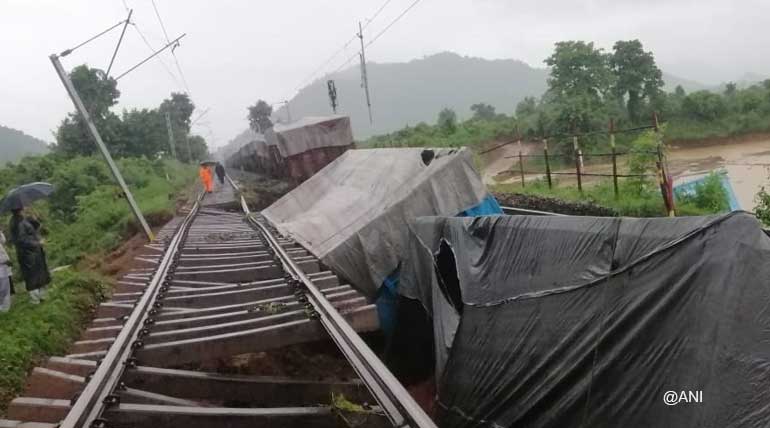 Heavy rains in southern Odisha cause derailment of goods train near Ambodala railway station