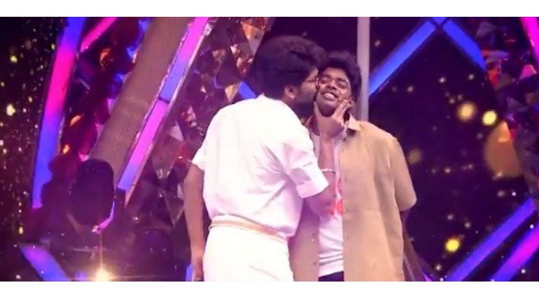 Kavin and Sandy Romance in Bigg Boss Kondattam