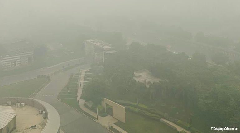 Delhi is Still Gasping in Air Pollution while Ministers Suggesting Carrot and Music