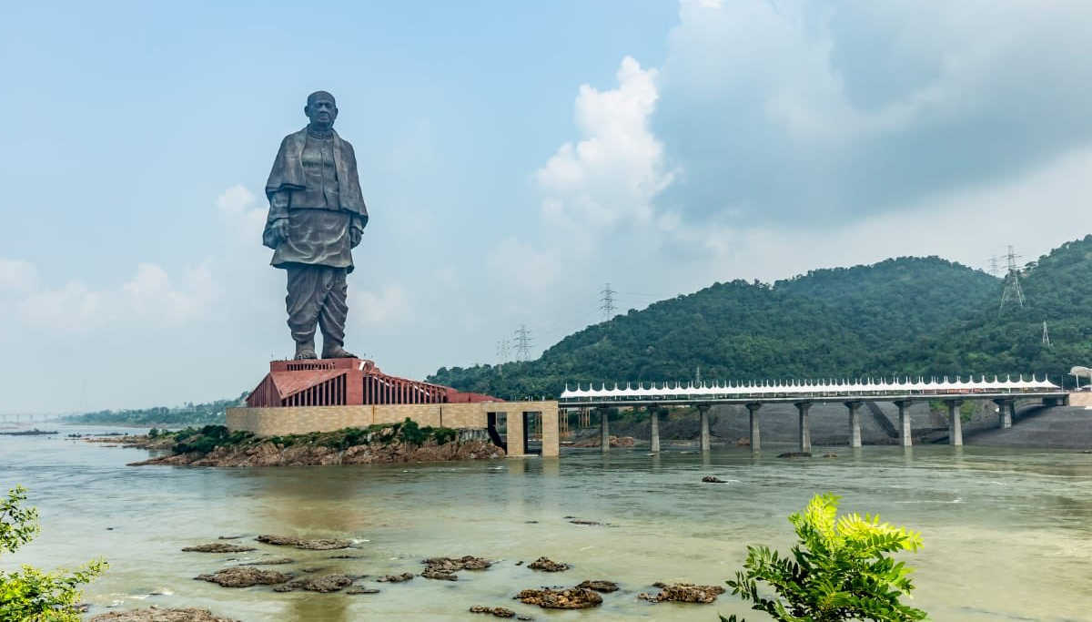 Statue of Unity was on Sale in OLX