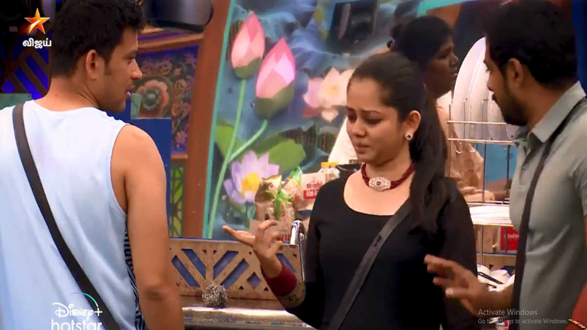 Anitha becoming a cry baby around Bigg Boss house