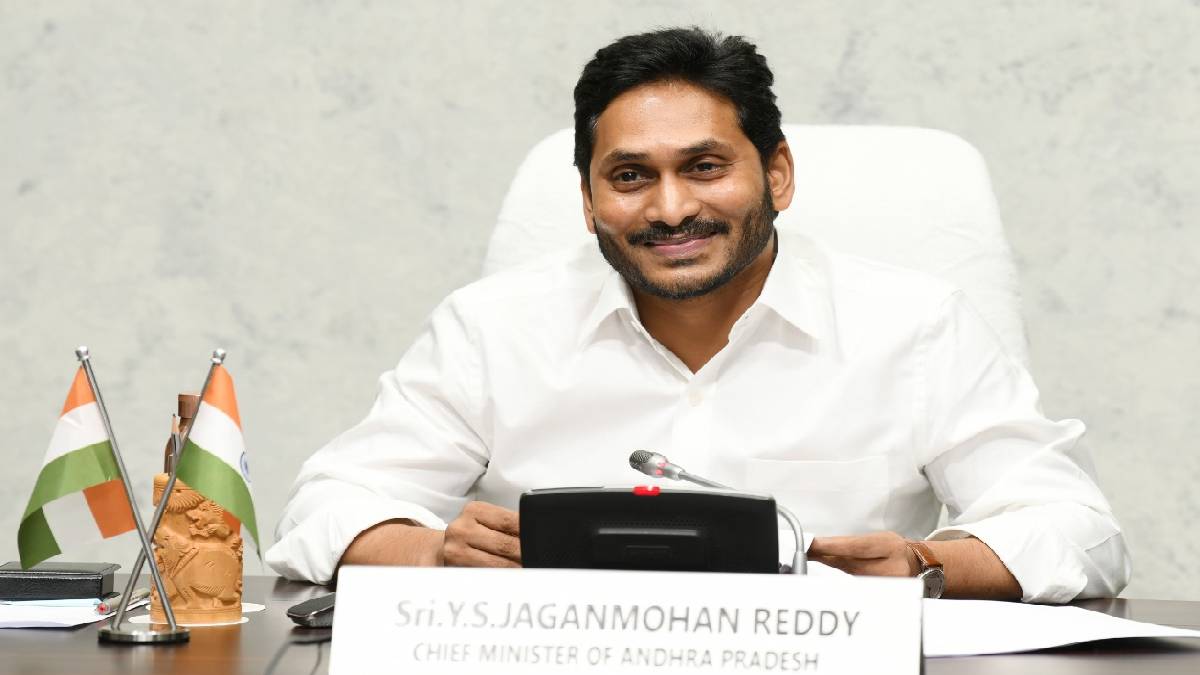 Jagan Mohan Reddy decided to launch new scheme on behalf of Women