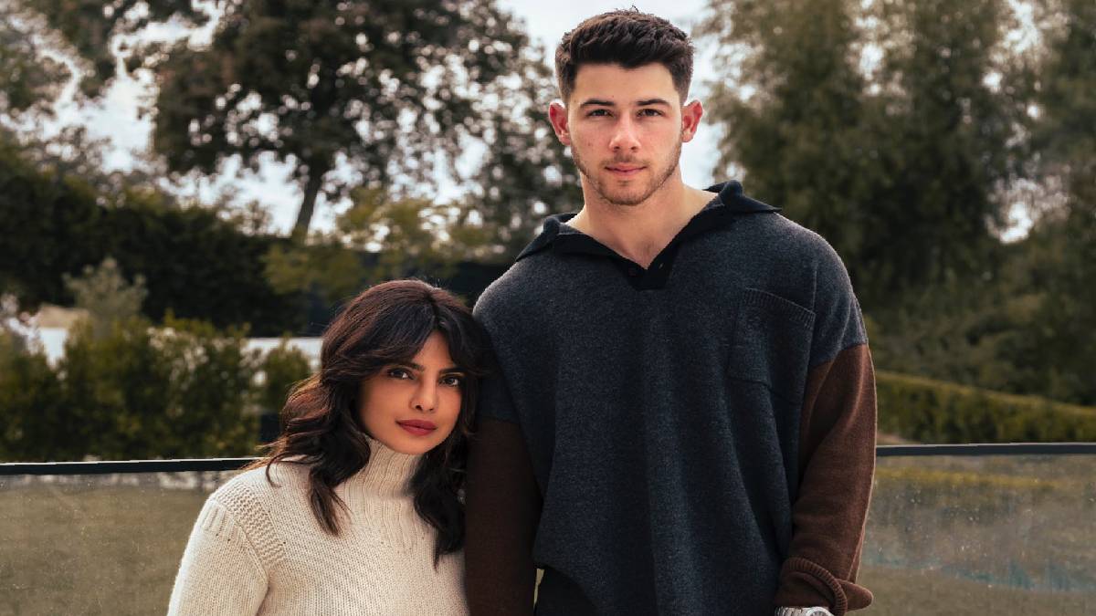 Priyanka and Nick Jonas announcing Oscar norms