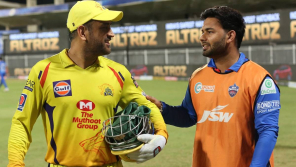 Conversation between MS Dhoni and Rishabh pant