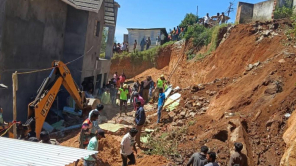 Ooty Building Collapse. Image Credit: @Idam_valam Twitter