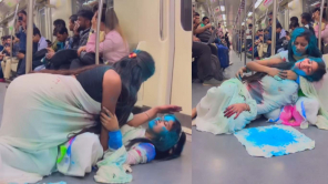 Delhi Metro Holi Viral Video